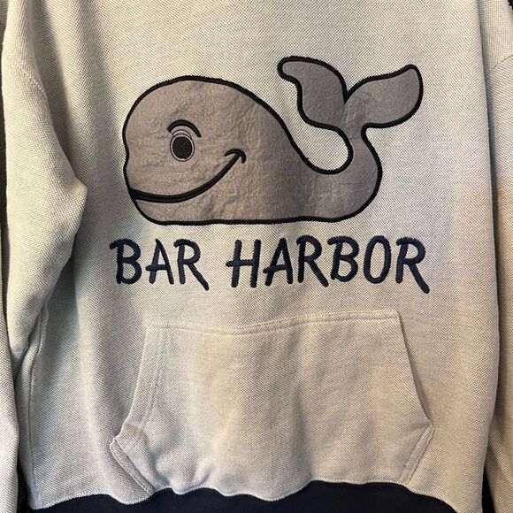 Women’s Super cute Retro Bar Harbor Maine Whale sweatshirt. Size M. - Picture 3 of 7
